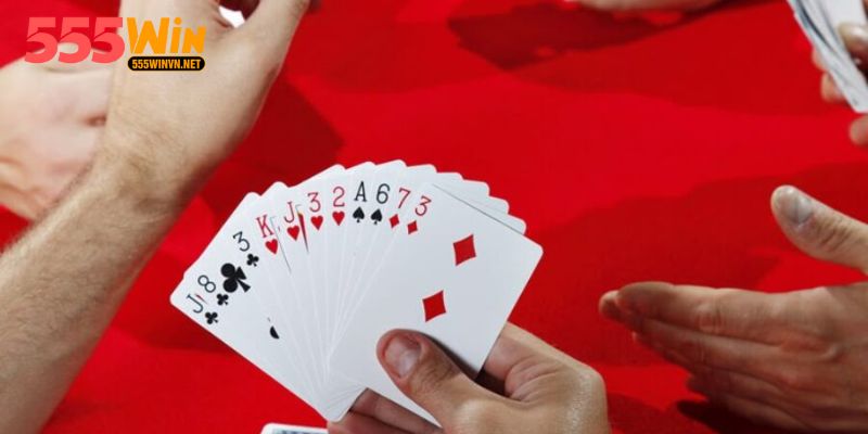 Tiến Lên 555win - Chơi Đánh Bài Online Đổi Thưởng Cực Đỉnh Giữ tâm lý bình tĩnh để chơi thông minh hơn.